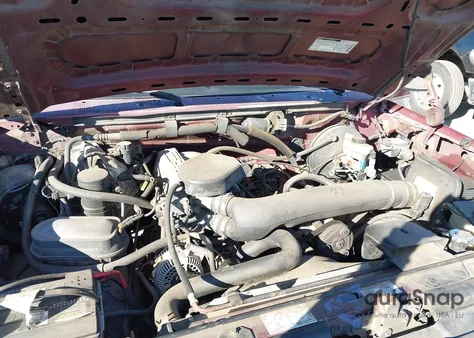 1996 Ford Bronco U100 z USA, uszkodzony, nr VIN 1FMEU15H4TLB02205